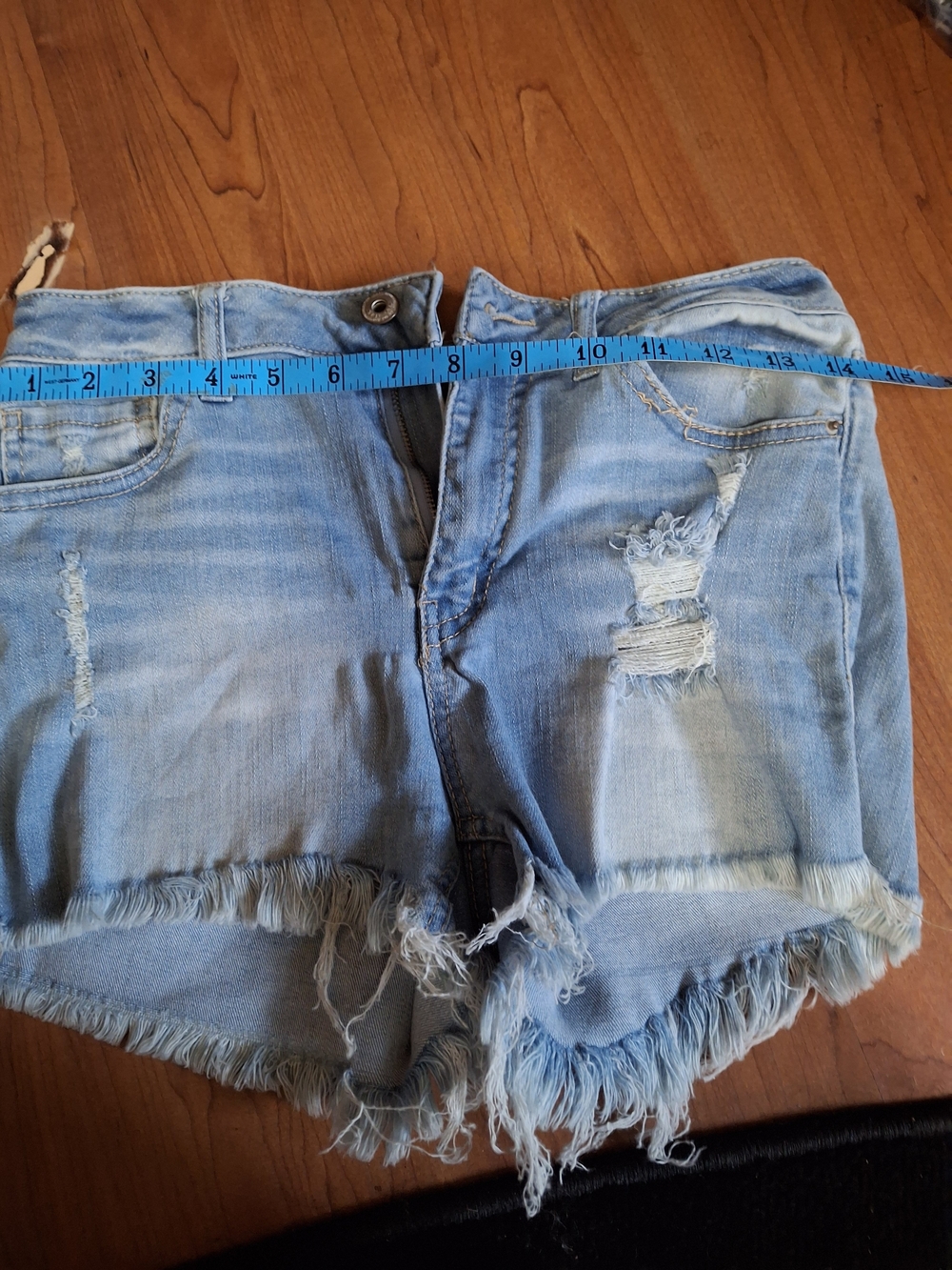 Wax Jean Distressed Light Wash Denim Shorts (CFD 064)
